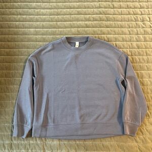 Women’s lululemon softstreme sweater